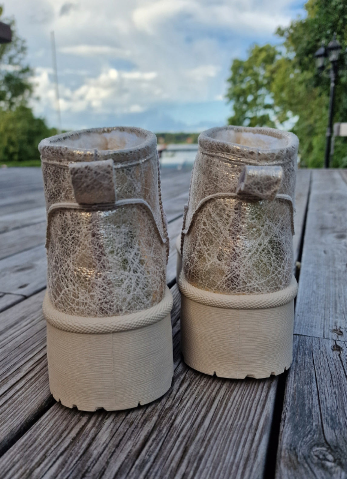 Gold Uggis